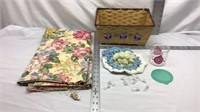 C7) SMALL LOT OF HOME DECOR ITEMS
