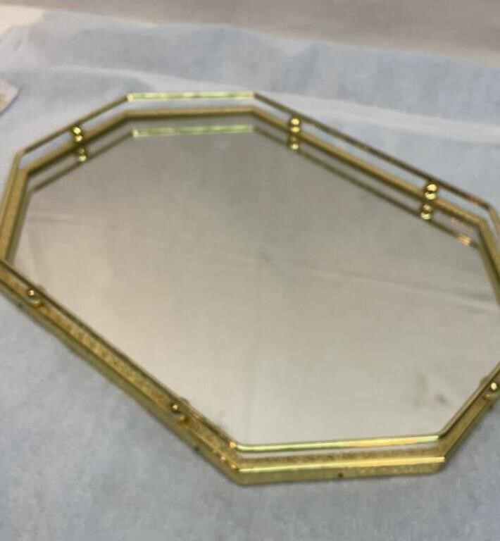 13 inch mirrored dresser tray