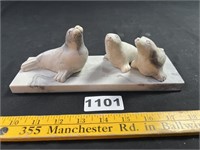 Pearlite Seals Figurine