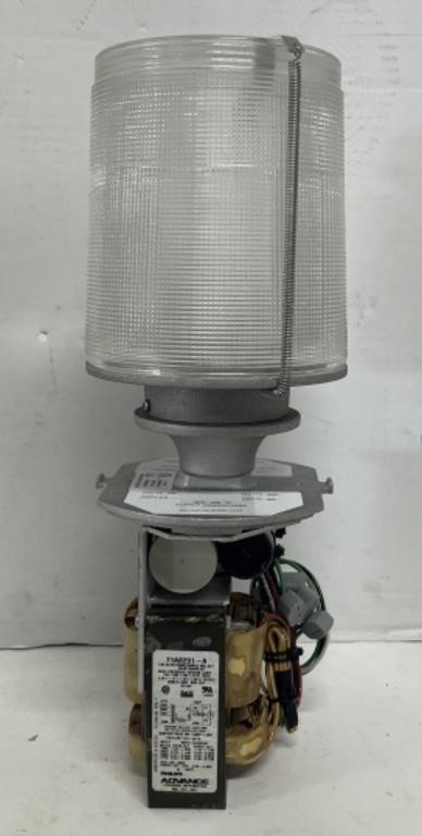 AO) Sternberg Lighting High Pressure Sodium Lamp