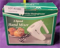 NEW WHITE-WESTINGHOUSE 3-SPEED HAND MIXER