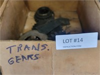 BOX OF TRANSMISSION GEARS