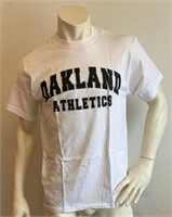 Oakland Athletics T-Shirt / Size M