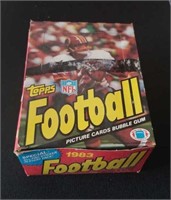 1983 Topps football wax box- scarce