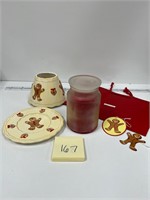NEW Gingerbread Jar Candle w/ plate shade gift bag