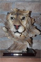 Sculptered Lion Head Firgurine