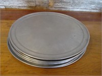 Bid x 10: Round Sheet Pans (16")