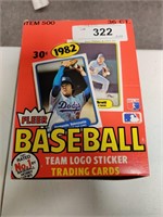 36 Sealed packs 1982 Fleer MLB trading cards