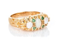 VINTAGE 14K GOLD, OPAL & EMERALD DRESS RING, 6.6g