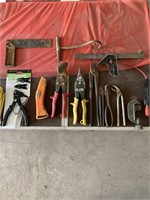 Pliers, assorted tools