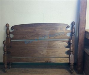 Twin bed with rails