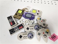 Vtg Nintendo Backpack Buddies Controller Keychains