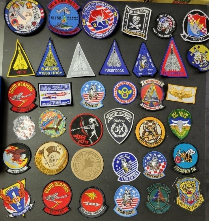 W - LOT OF COLLECTIBLE PATCHES (B29)