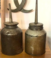 2 oil cans