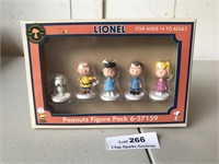 Lionel Trains Peanuts Figure Lot in Box Snoopy