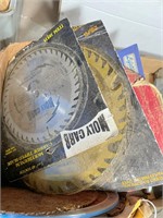 lot of saw blades mixture
