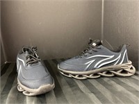 Black 8/9.5 size men’s shoes