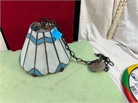 **HANGING STAINED GLASS LAMP