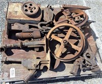 vintage Jack's, vintage metal pulleys