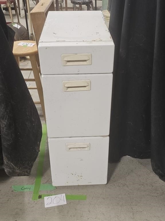 Enamel Metal Medical Filing Cabinet 13.5"x25.5"x36