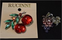 2 Rucinni Apples & Grapes Fashion Brooch Pins