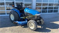 NH TC29D 4X4 utility tractor +