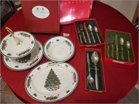 Christmas Plates and Silverware