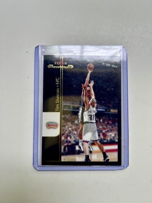 2001-02 Fleer Maximum #34 Tim Duncan Spurs