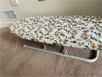 TABLE TOP  IRONING BOARD