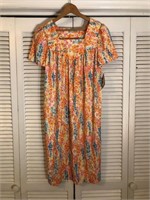 VINTAGE NOS CARRIAGE COURT HOUSE DRESS MEDIUM