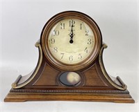 Rhythm Mantle Clock