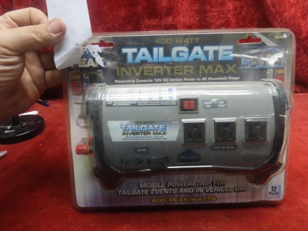 New 400 watt Tailgate inverter Max power strip.