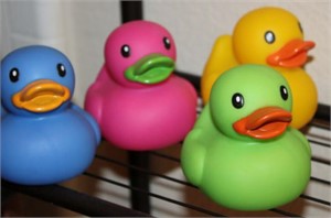 SELECTION OF RUBBER DUCKS
