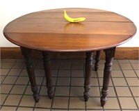 Vintage Epic Expanding Maple Drop Leaf Table