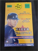2001 Fleer Tradition Baseball Trading Card Box