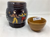 Vintage Handpainted Cookie Jar, no lid &