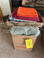 2 boxes, good bath towels & linens