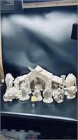 Beautiful 23 Piece Manger Set (some damage)