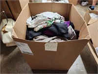 Large lot of women's clothing all sizes New with