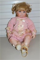 Dana Robert 1999 Porcelain Doll
