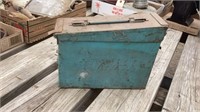 Carmet Metal Box