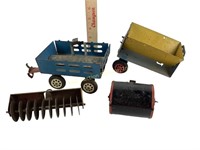 Tin farm toys trailers, roller