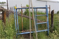 Two 5' Scaffolding Sections