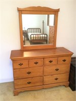 Maple 6 Drawer Dresser with Mirror