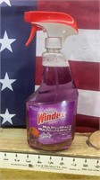 26oz Windex Multisurface spray cleaner