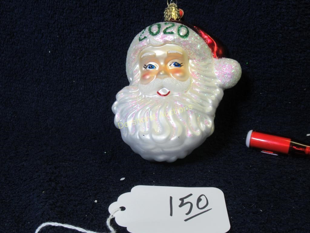 GLASS SANTA ORNAMENT