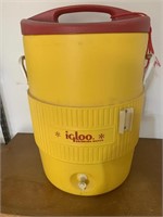 Igloo Cooler 10 Gallon