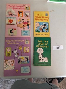 (4) Charlie Brown Paperback Books