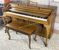 Very Nice Poole Console/Studio Piano