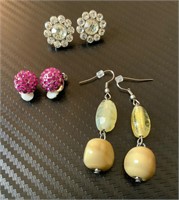 Vintage Costume Jewelry, Earrings (c)